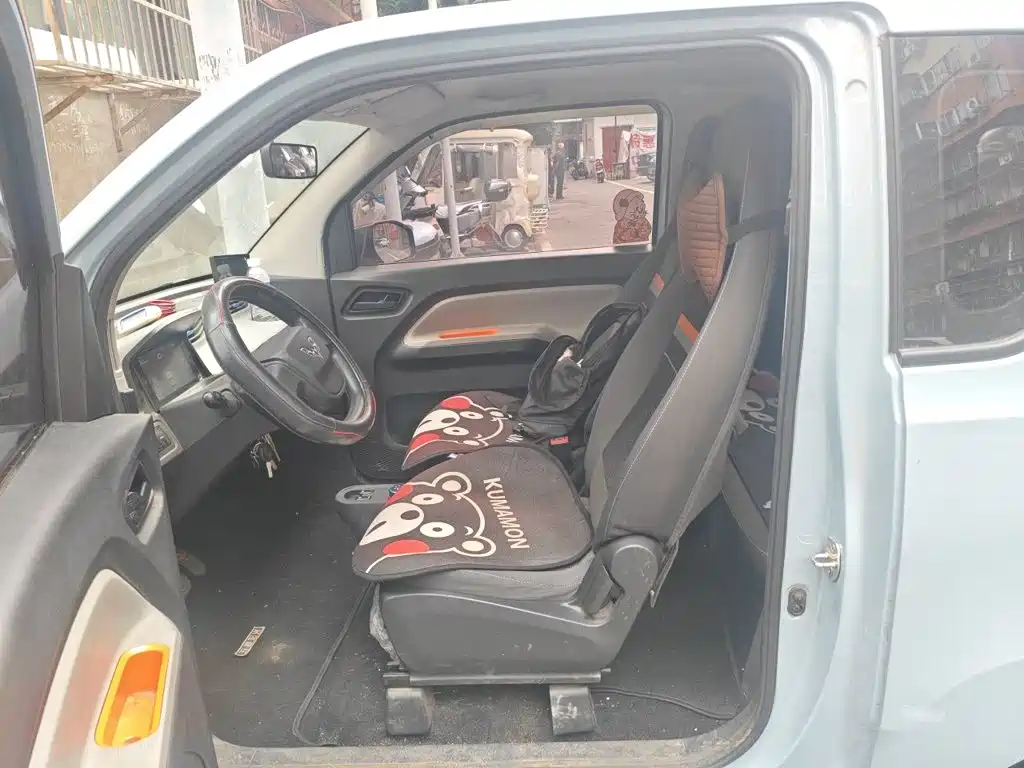 Wuling MINIEV — миниатюра 8