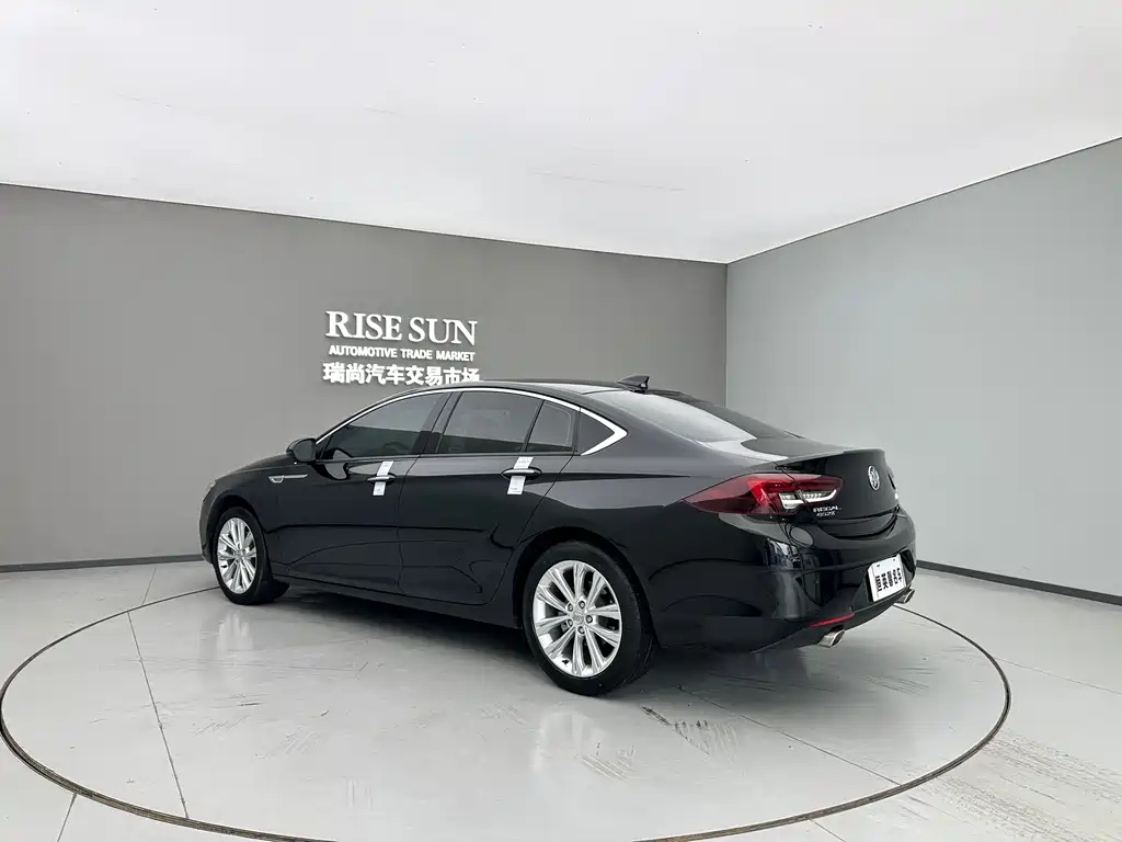 Buick Regal 2023 652T Smart