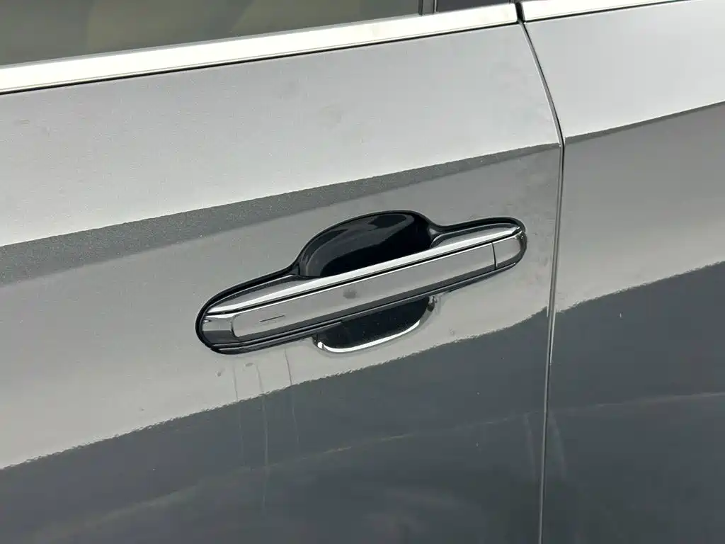 Lexus RX — миниатюра 23