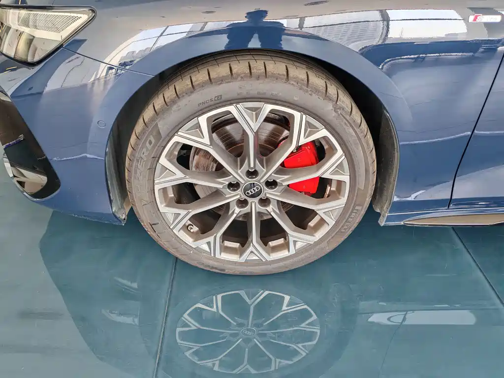 Audi A6L — миниатюра 8