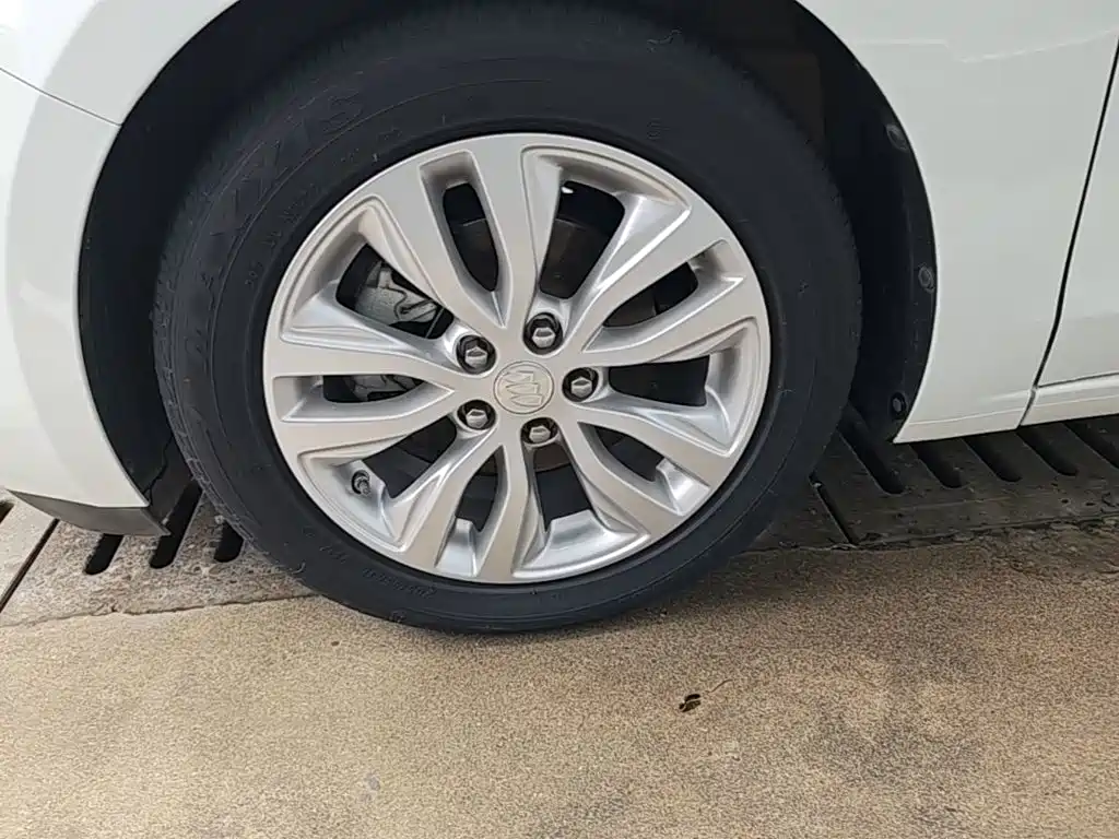 Buick Excelle — миниатюра 23