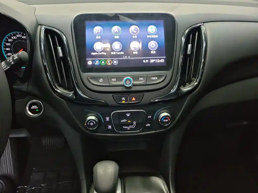 Chevrolet Equinox — миниатюра 14