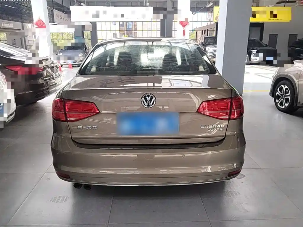 Volkswagen Sagitar — миниатюра 6
