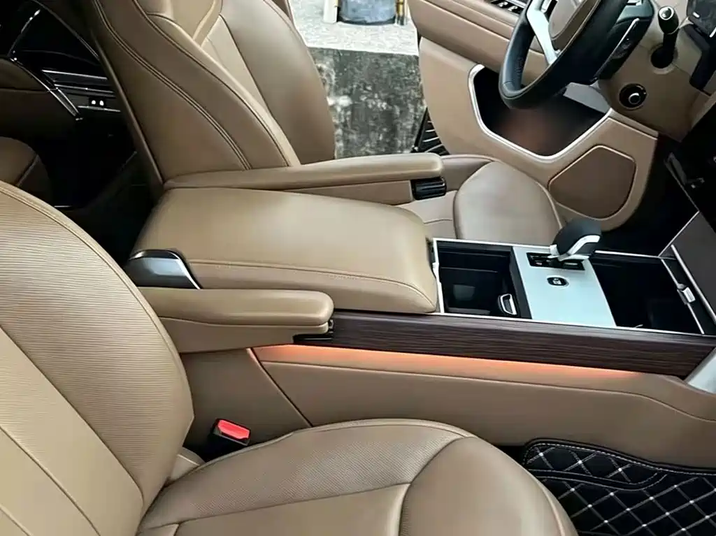 Land Rover Range Rover — миниатюра 2