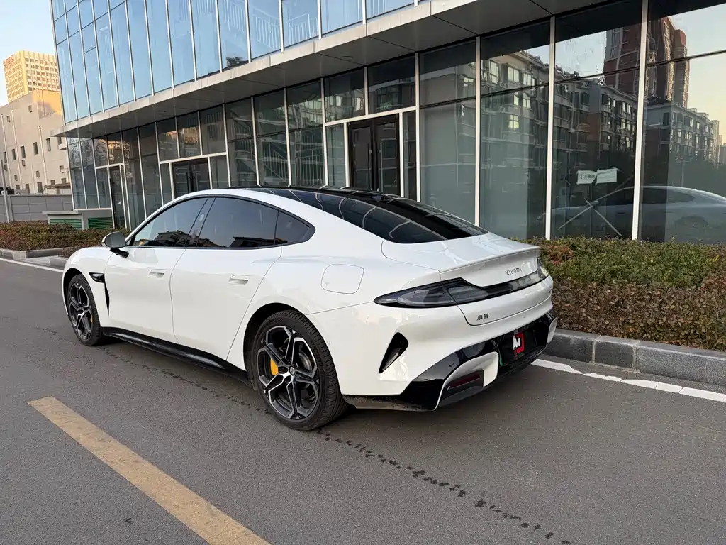 XIAOMI CAR XIAOMI SU7