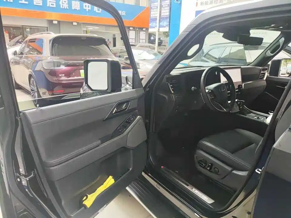 Lexus GX — миниатюра 4