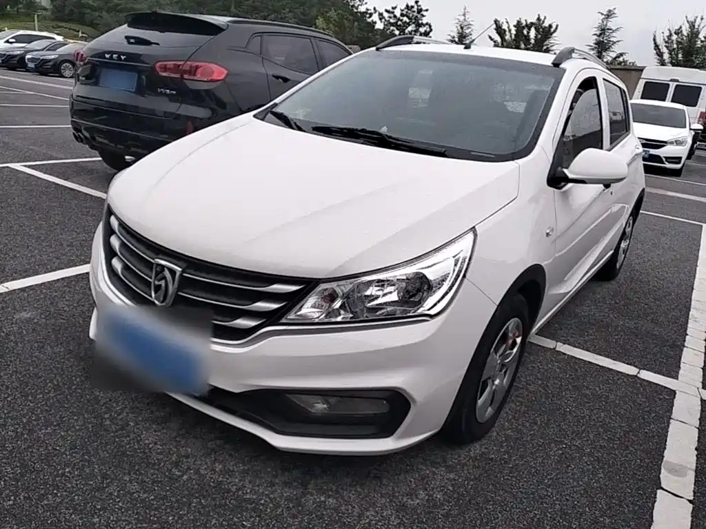Baojun 310 — миниатюра 2