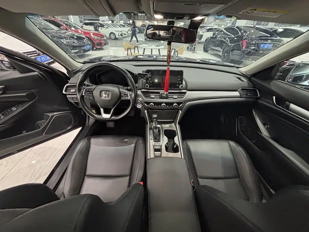 Honda Accord — миниатюра 5