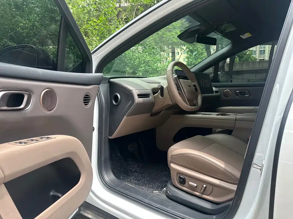 Li Auto i6 2025 Standard