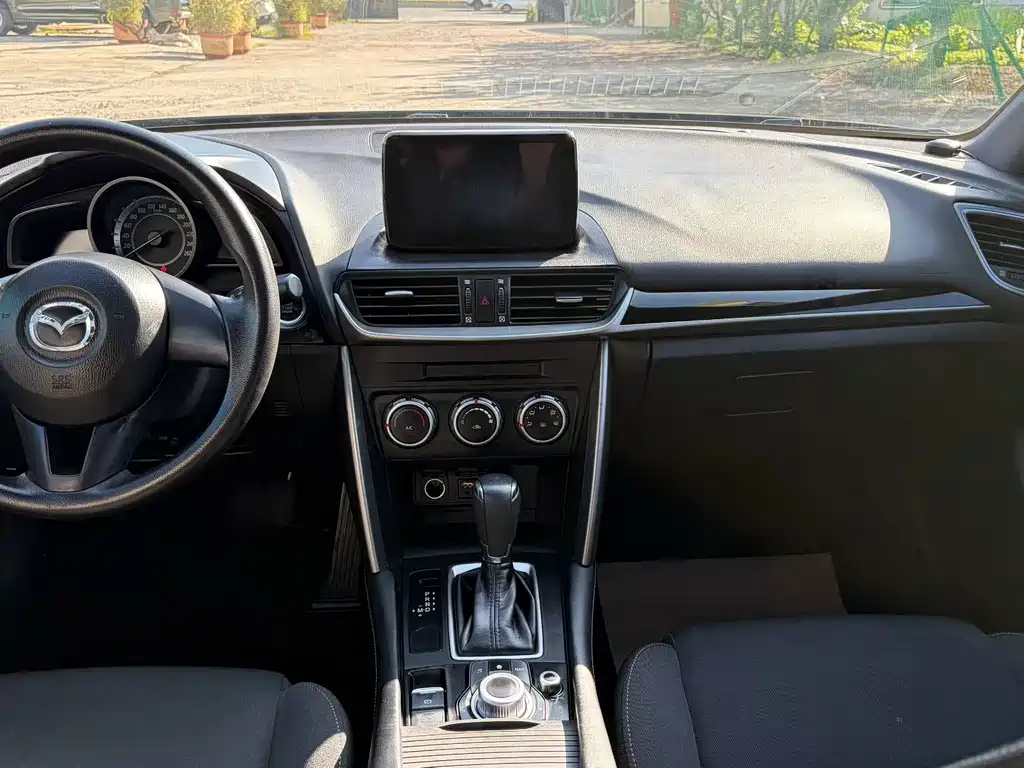 Mazda CX-4 — миниатюра 8