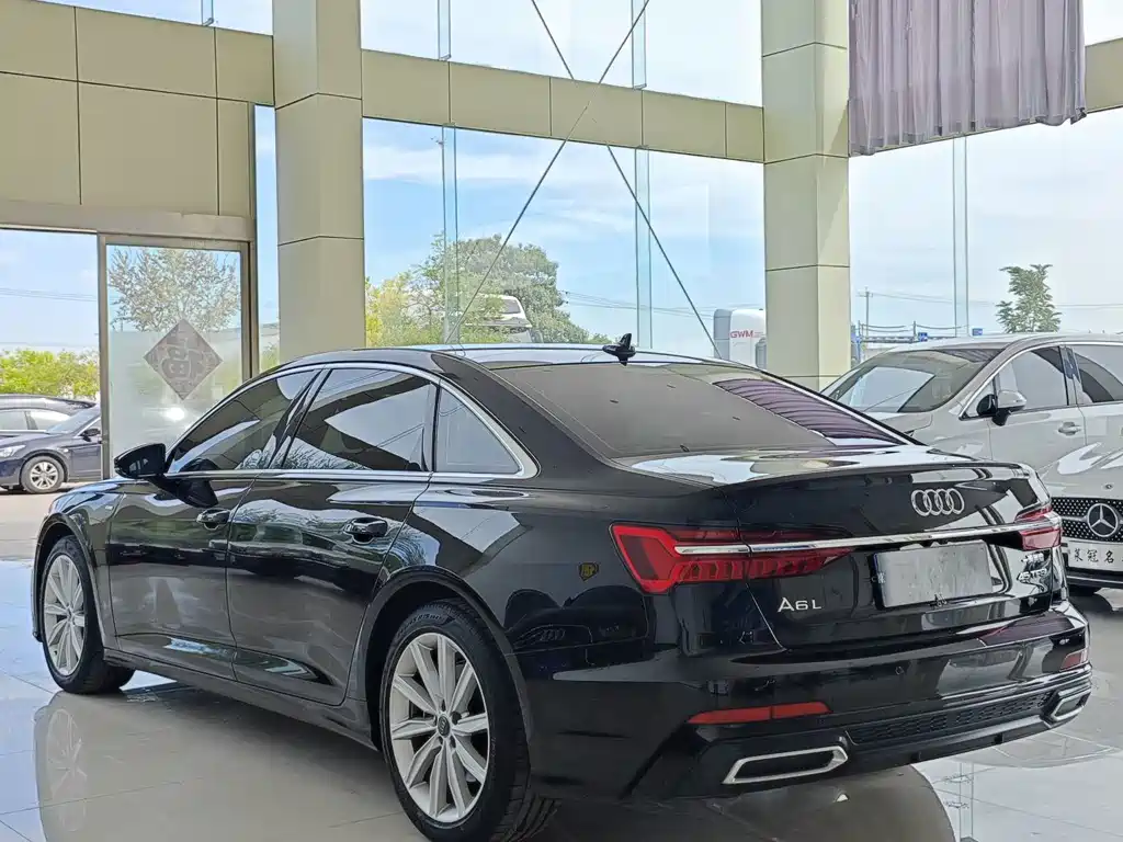 Audi A6L — миниатюра 9