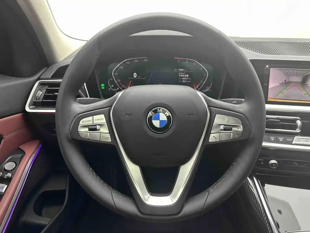 BMW 3 Series 2022 — фото 19