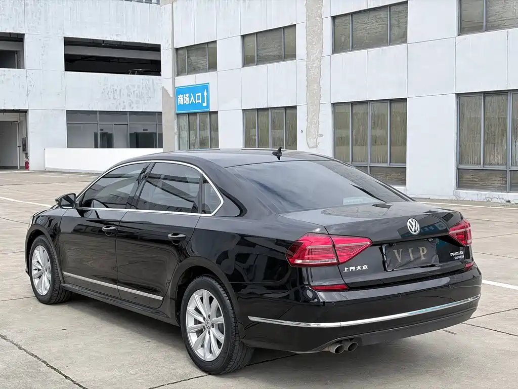 Volkswagen Passat — миниатюра 15