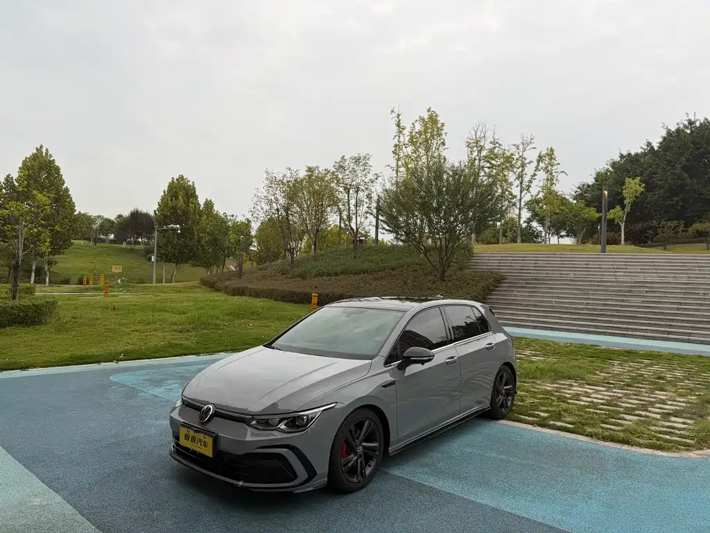 Volkswagen Golf — миниатюра 2