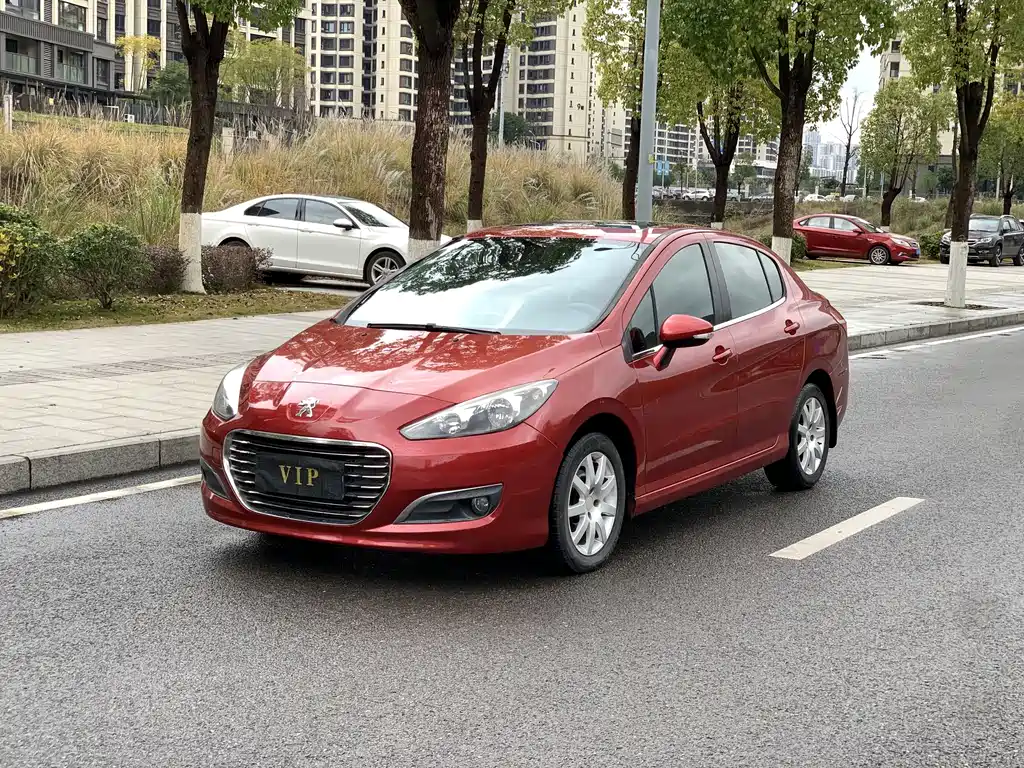 Peugeot 308 2012