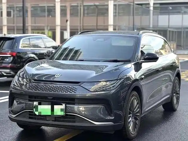 ZERO-RUNNING CAR ZERO RUN C11 2023