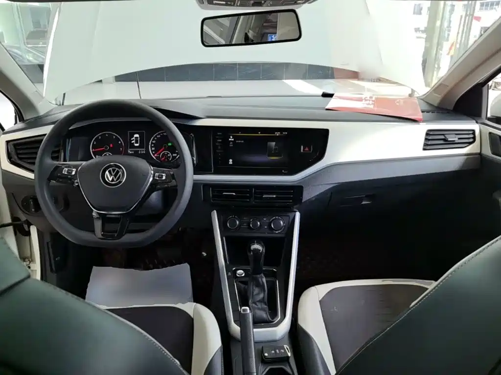 Volkswagen Polo — миниатюра 10