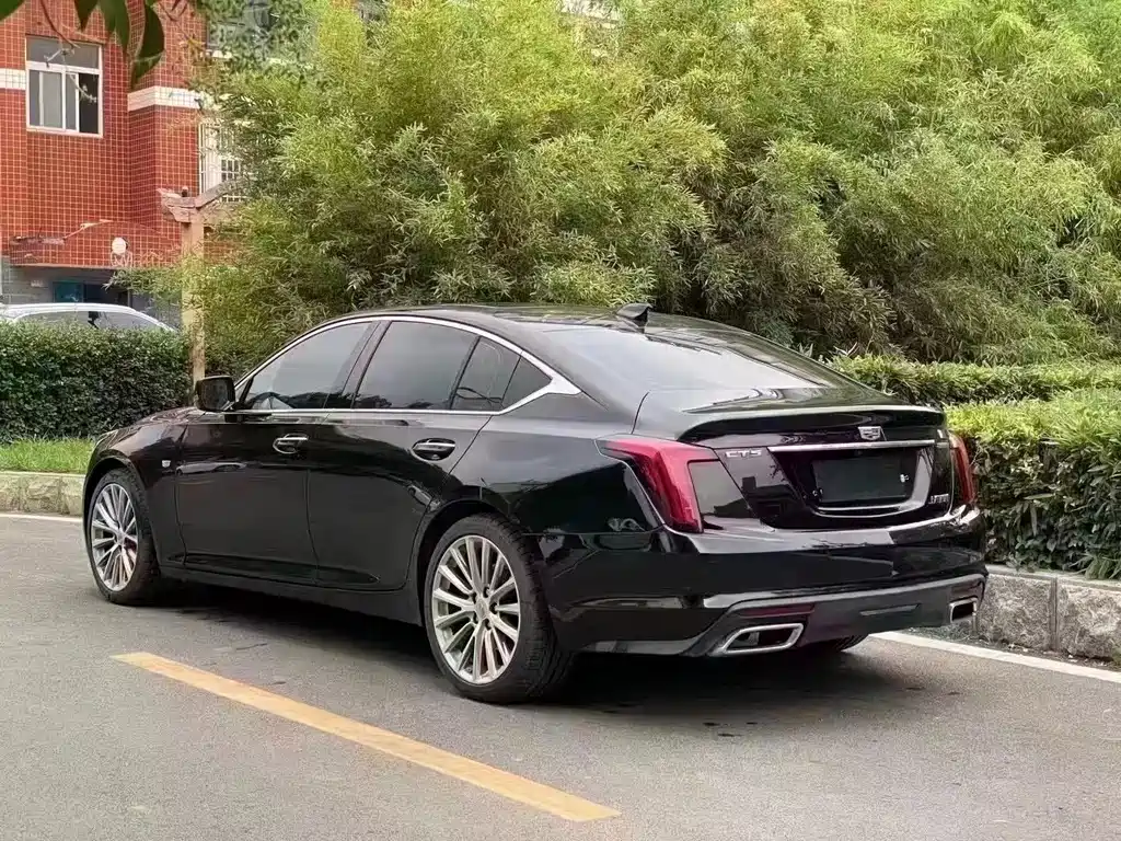 CADILLAC CT5