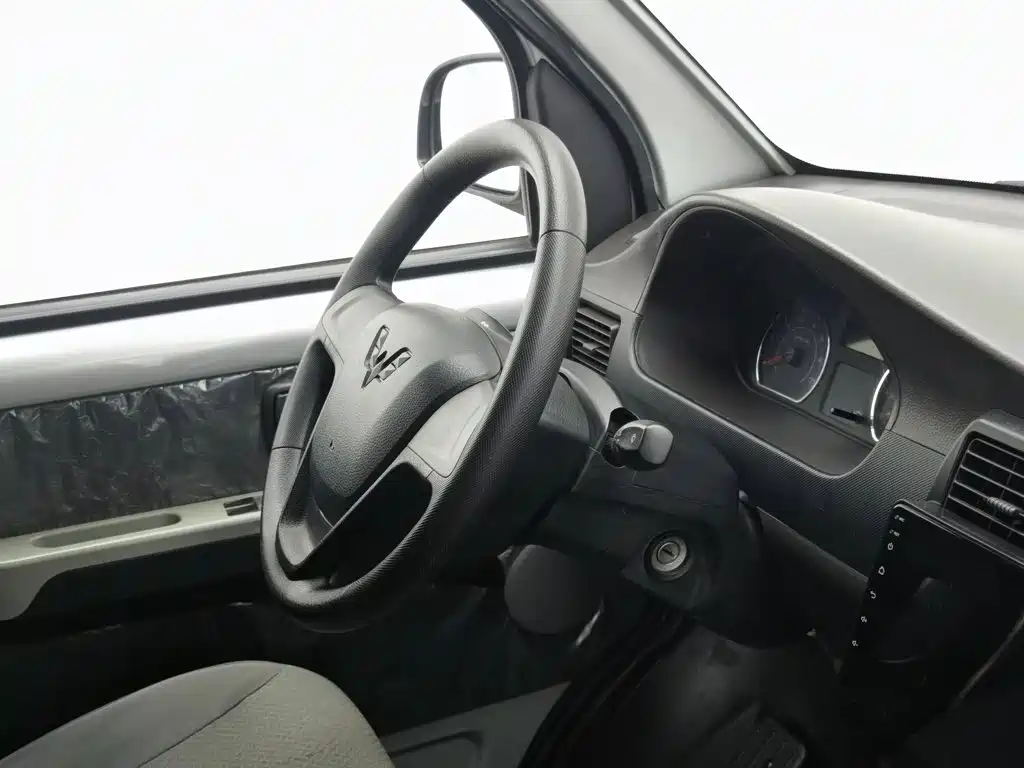 Wuling Rongguang — миниатюра 23