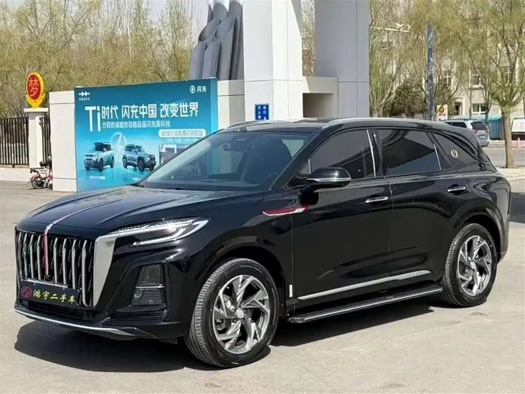 Hongqi Hongqi HS3 PHEV 2025
