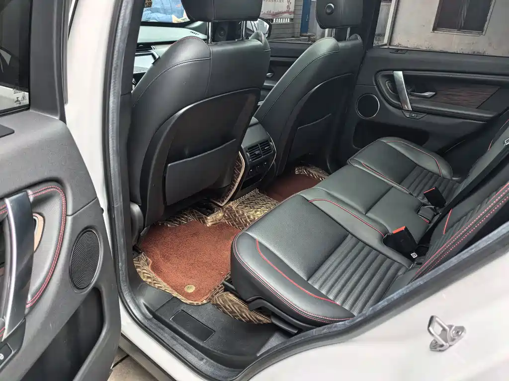 LAND ROVER DISCOVER SPORTS