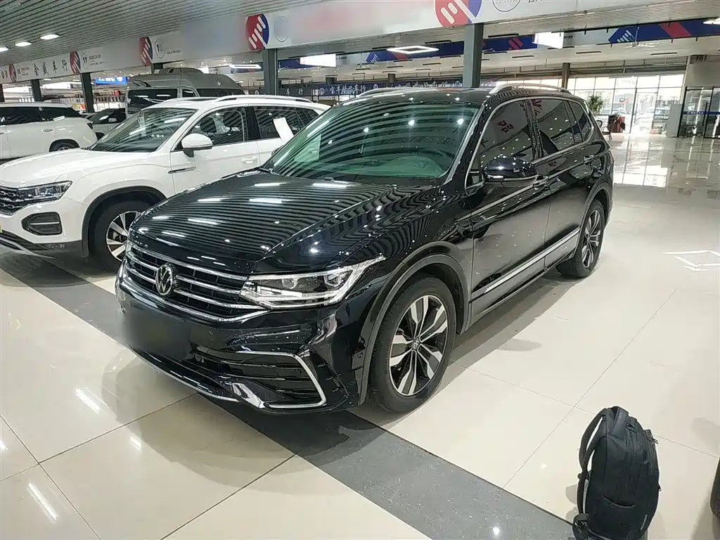 Volkswagen Tiguan L 2024