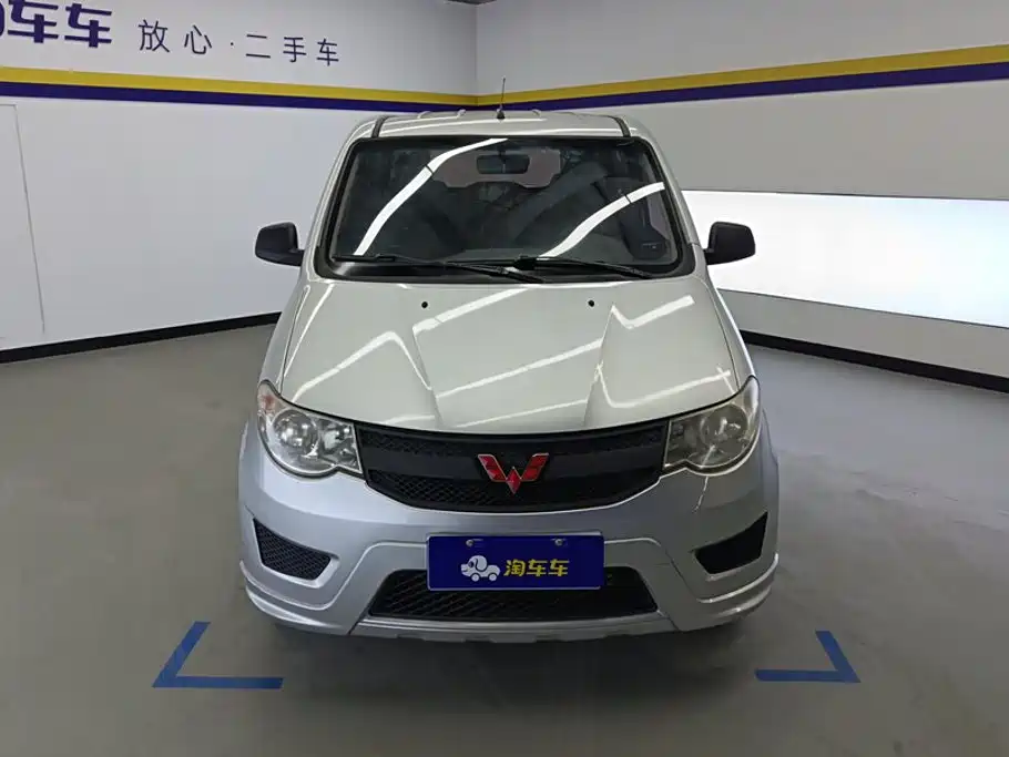 Wuling Hongguang — миниатюра 2