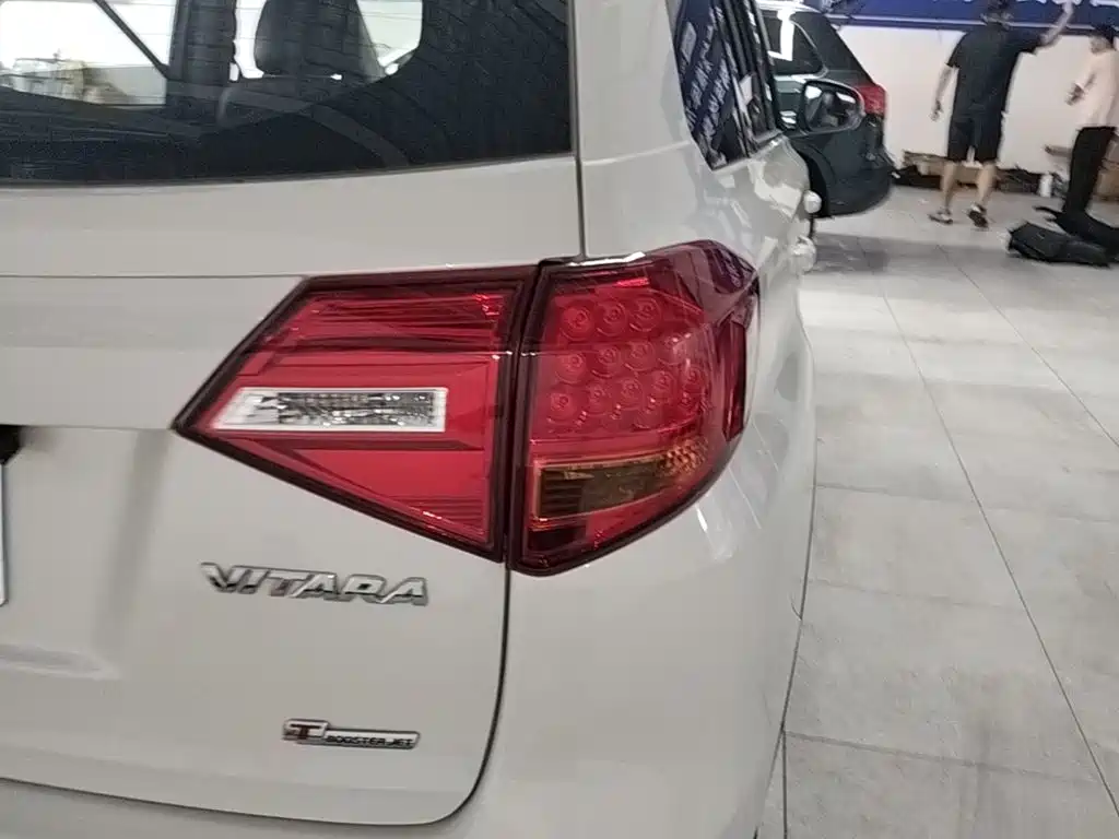 Suzuki Vitara — миниатюра 8
