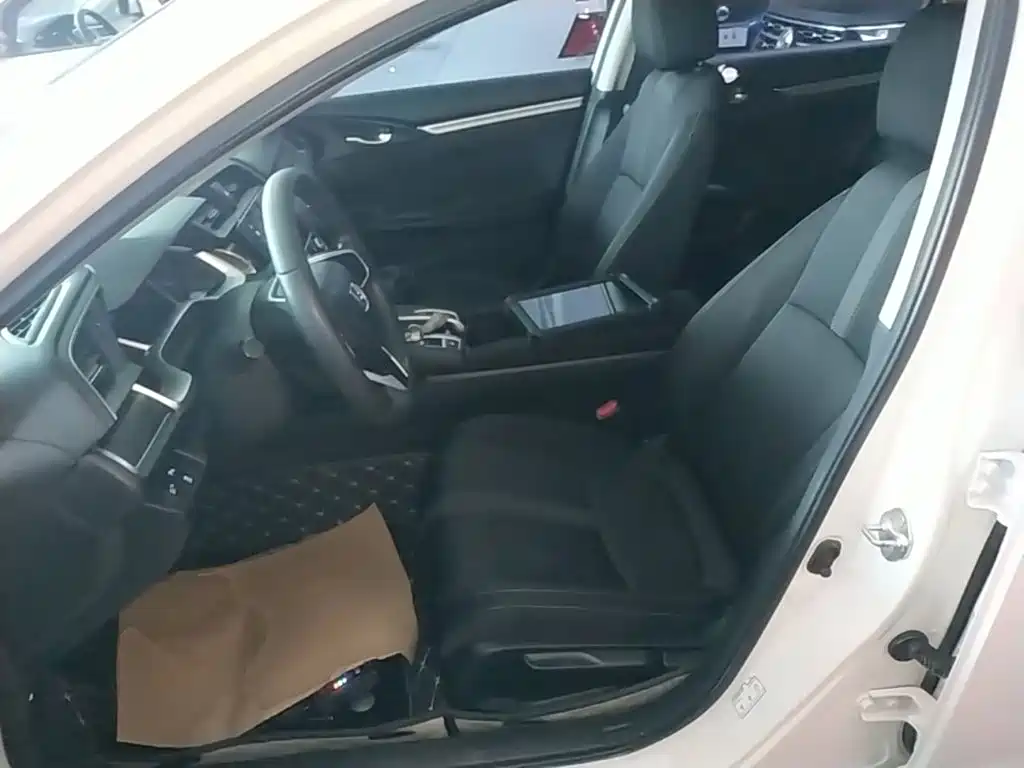 Honda Civic — миниатюра 15