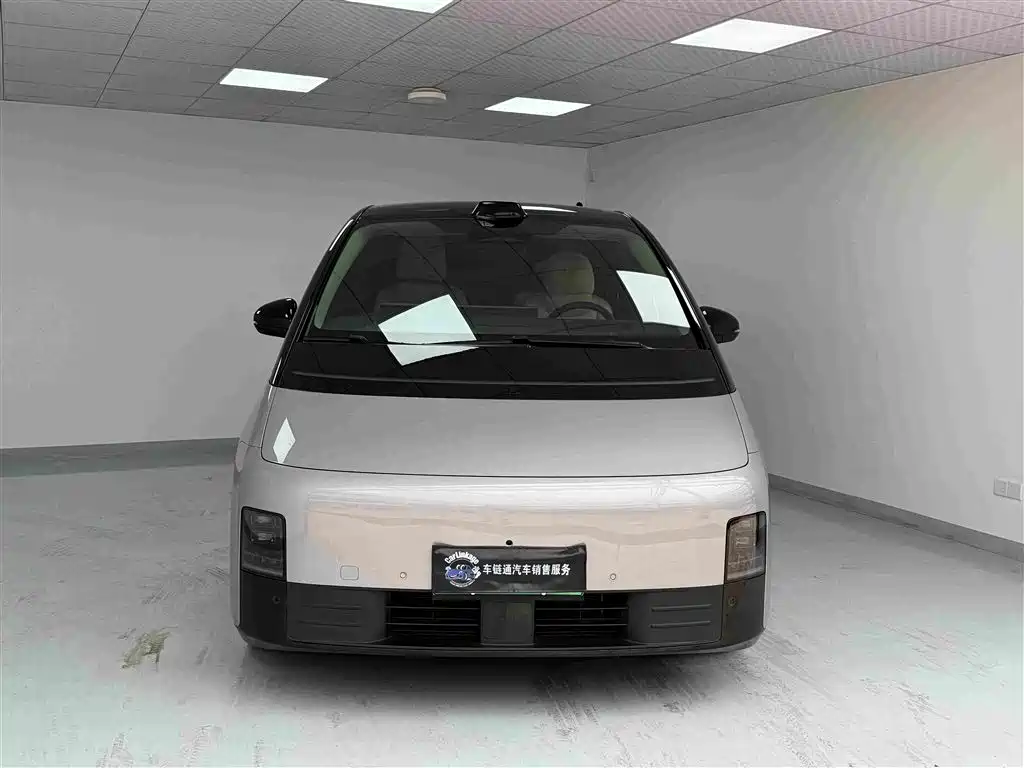 Li Auto Li MEGA — миниатюра 2