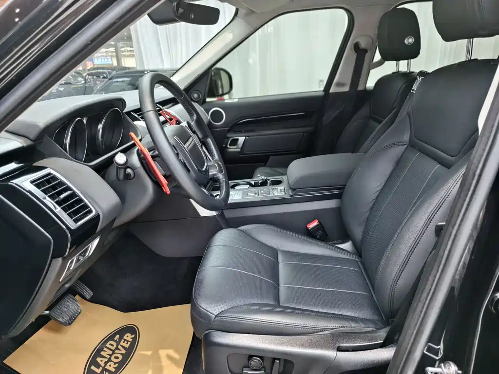 Land Rover Discovery 2019 3.0 SC V6 SE