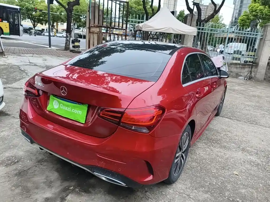 Mercedes-Benz A-Class — миниатюра 7