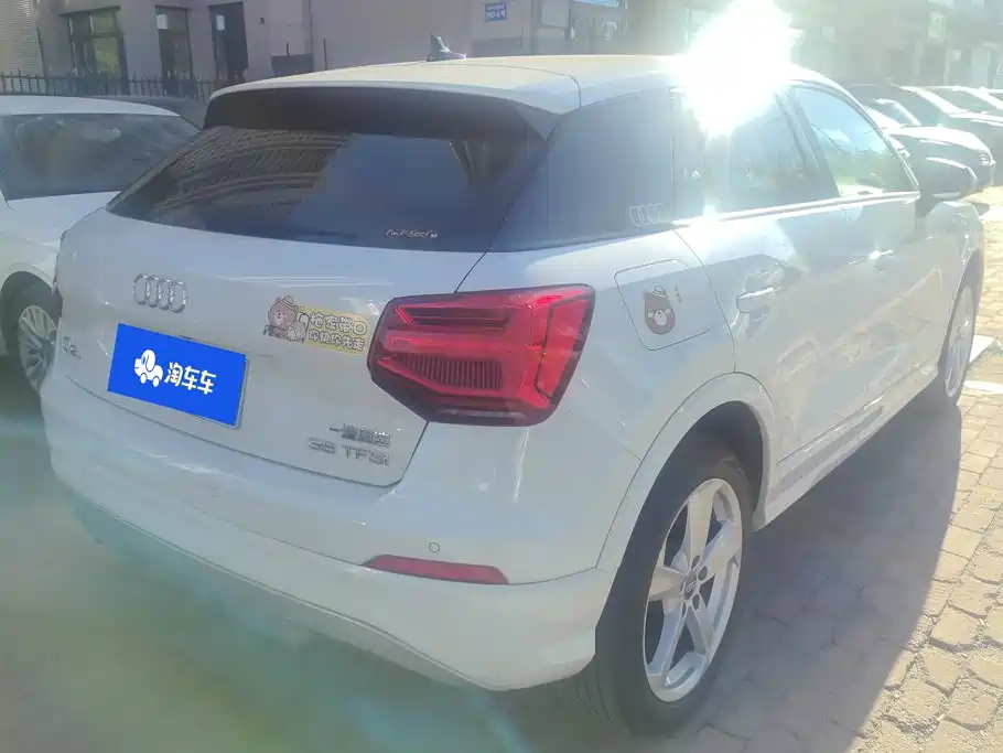 Audi Q2L — миниатюра 3