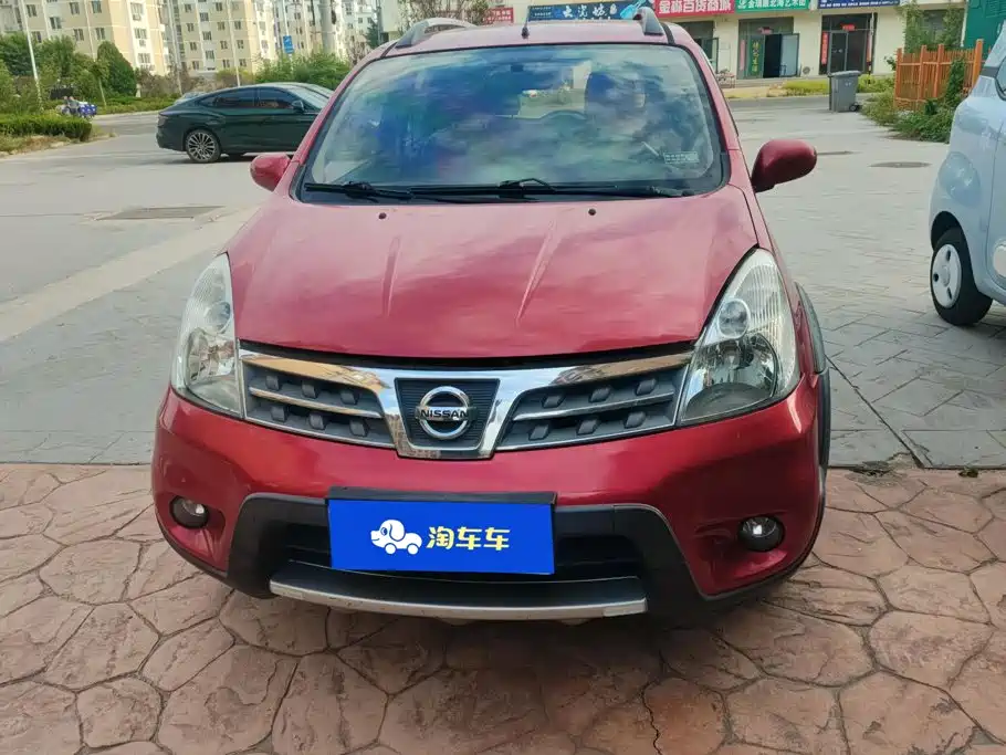 Nissan Livina — миниатюра 2