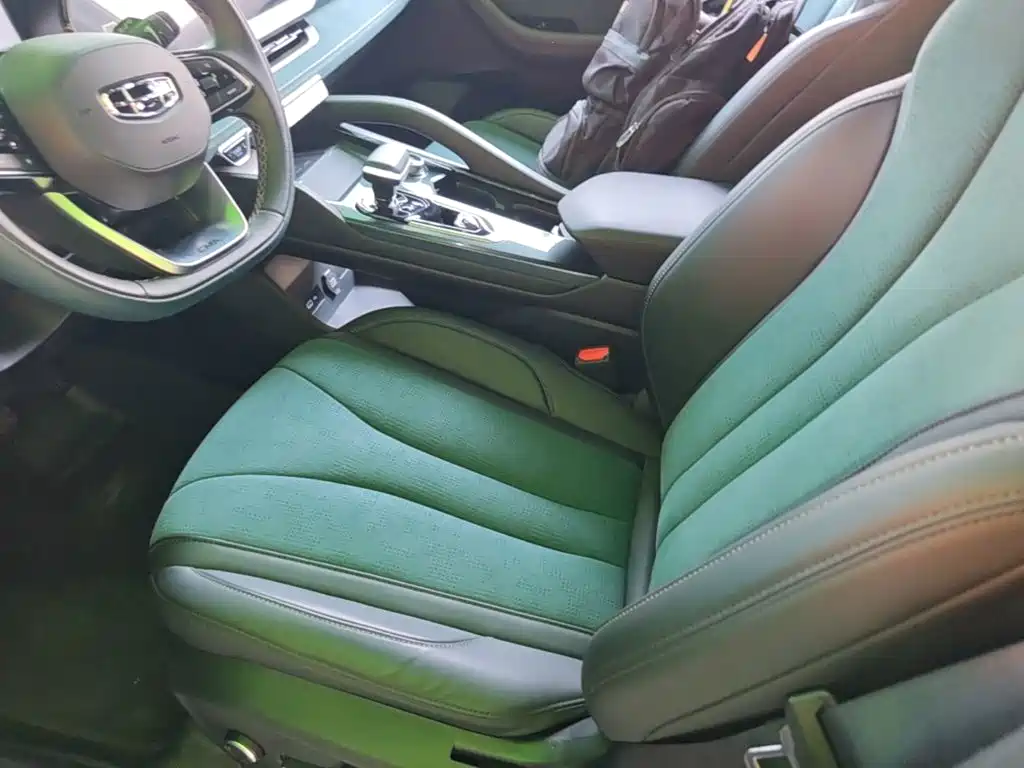 Geely Xingyue L — миниатюра 15