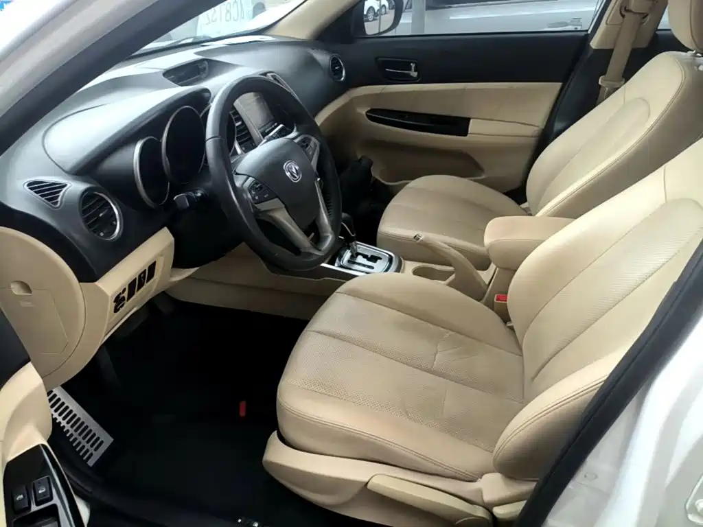 Changan Eado — миниатюра 15