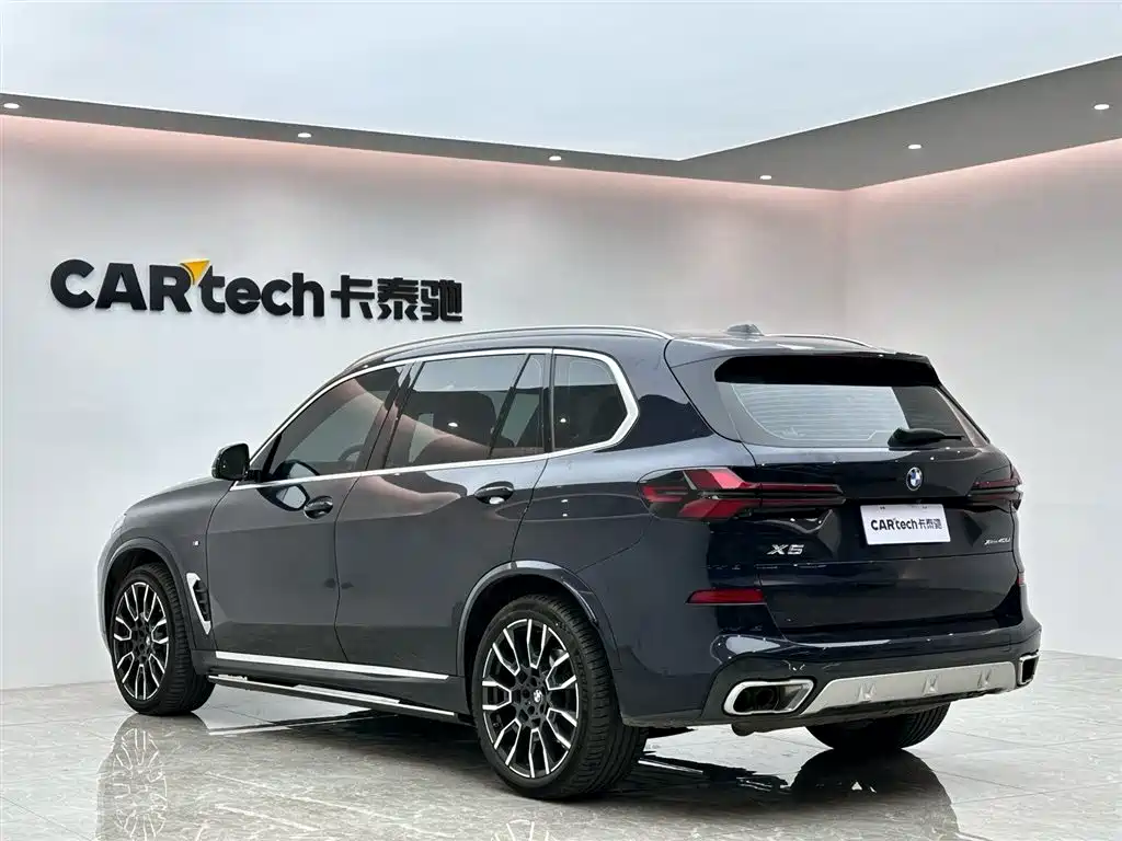 BMW X5 2023 xDrive 40Li M Sport