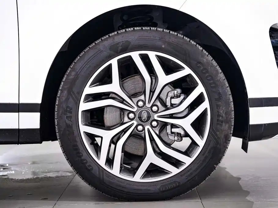 Land Rover Evoque — миниатюра 12