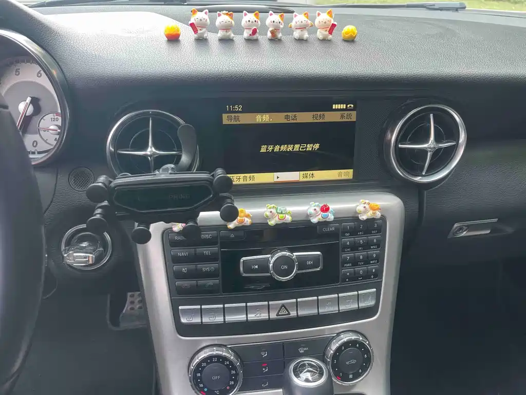 Mercedes-Benz SLK-Class — миниатюра 8