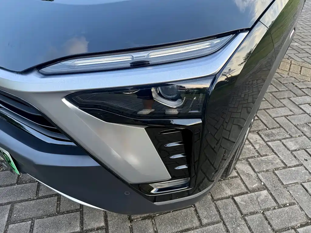 NIO ES8 — миниатюра 14