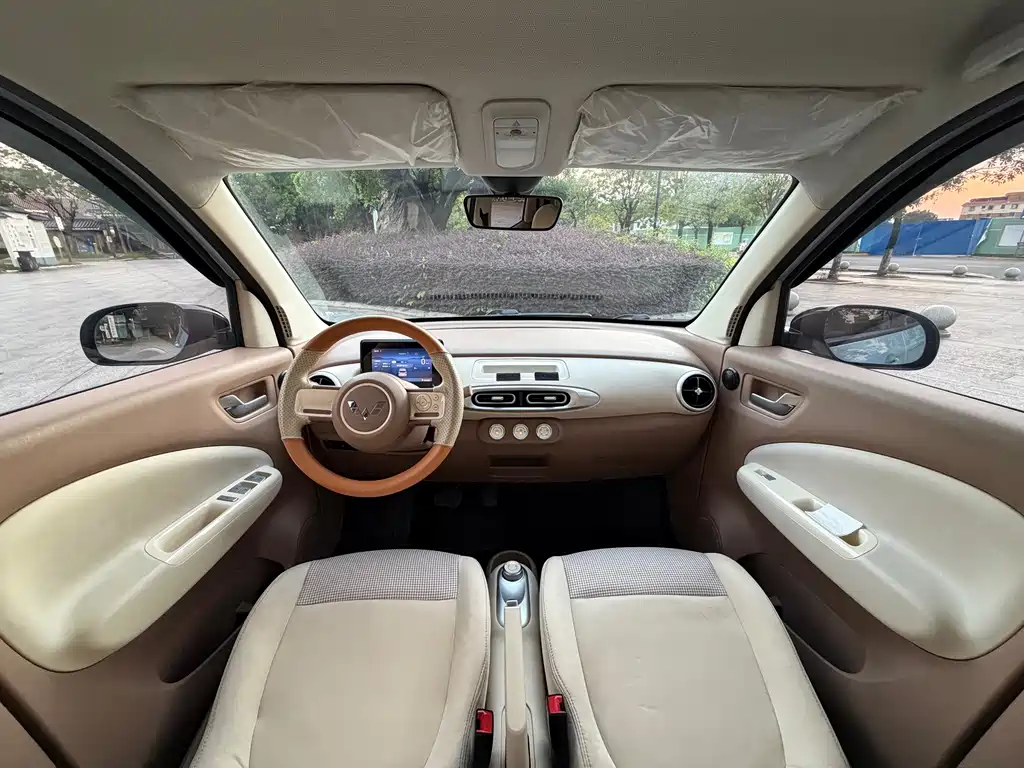 Wuling MINIEV — миниатюра 6