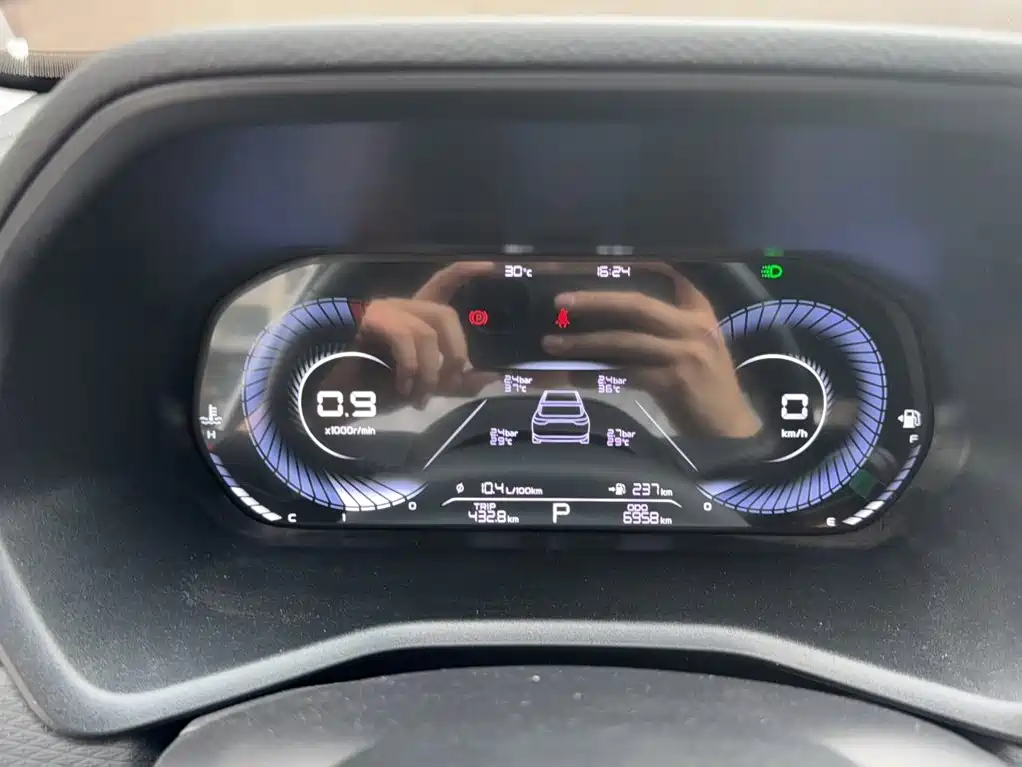 Geely Emgrand — миниатюра 5