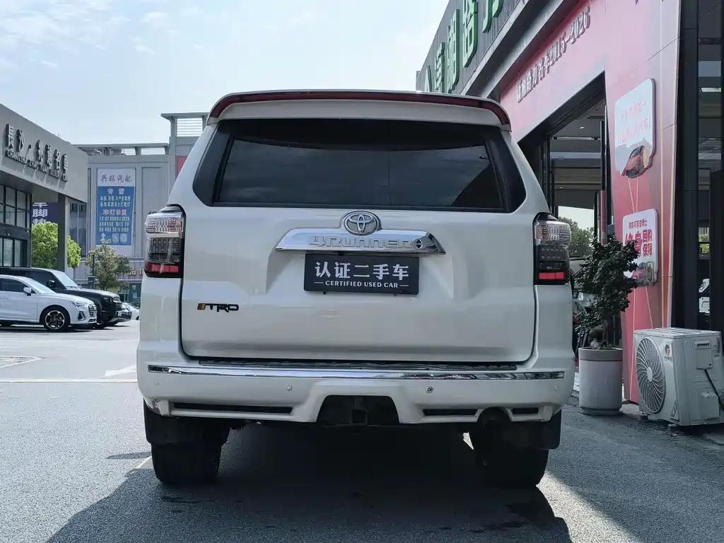 Toyota 4Runner 2019 4.0L