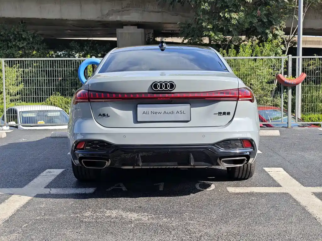 Audi Audi A5L — миниатюра 8