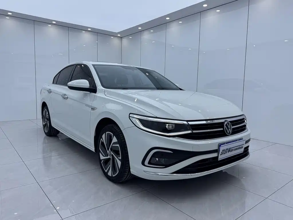 Volkswagen Bora — миниатюра 3