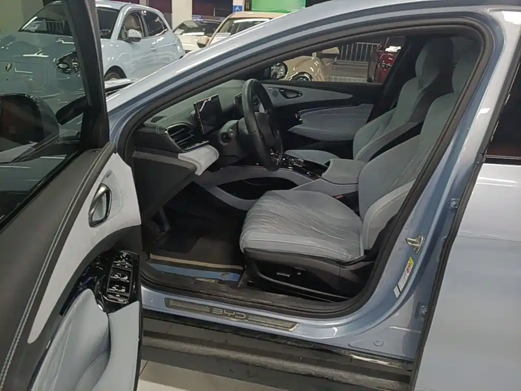 BYD Seal — миниатюра 16