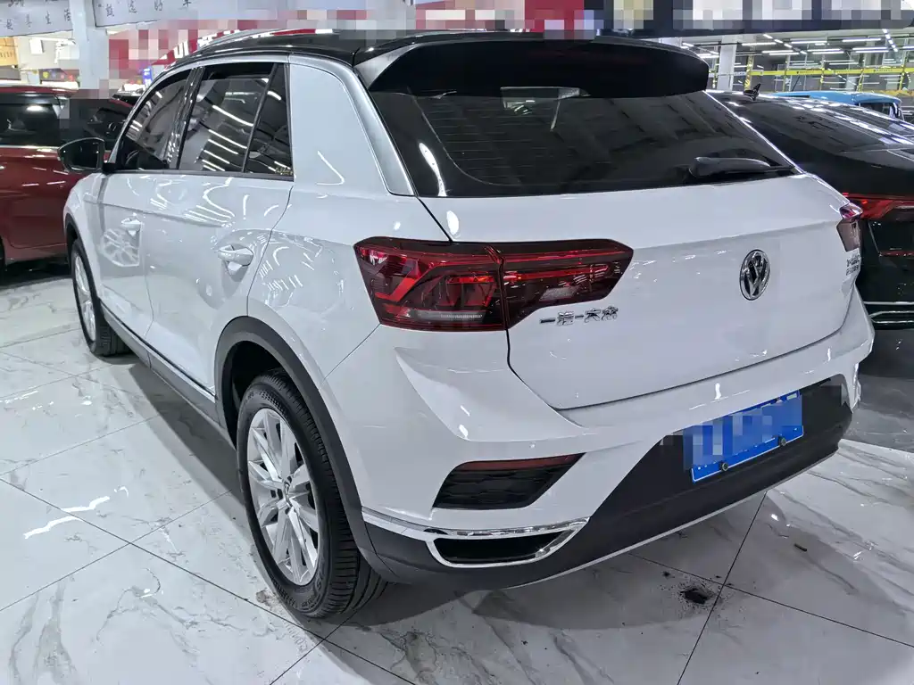 Volkswagen T-Roc — миниатюра 4