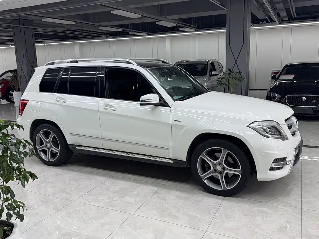 Mercedes-Benz GLK 2015 GLK 300 4MATIC Fashion