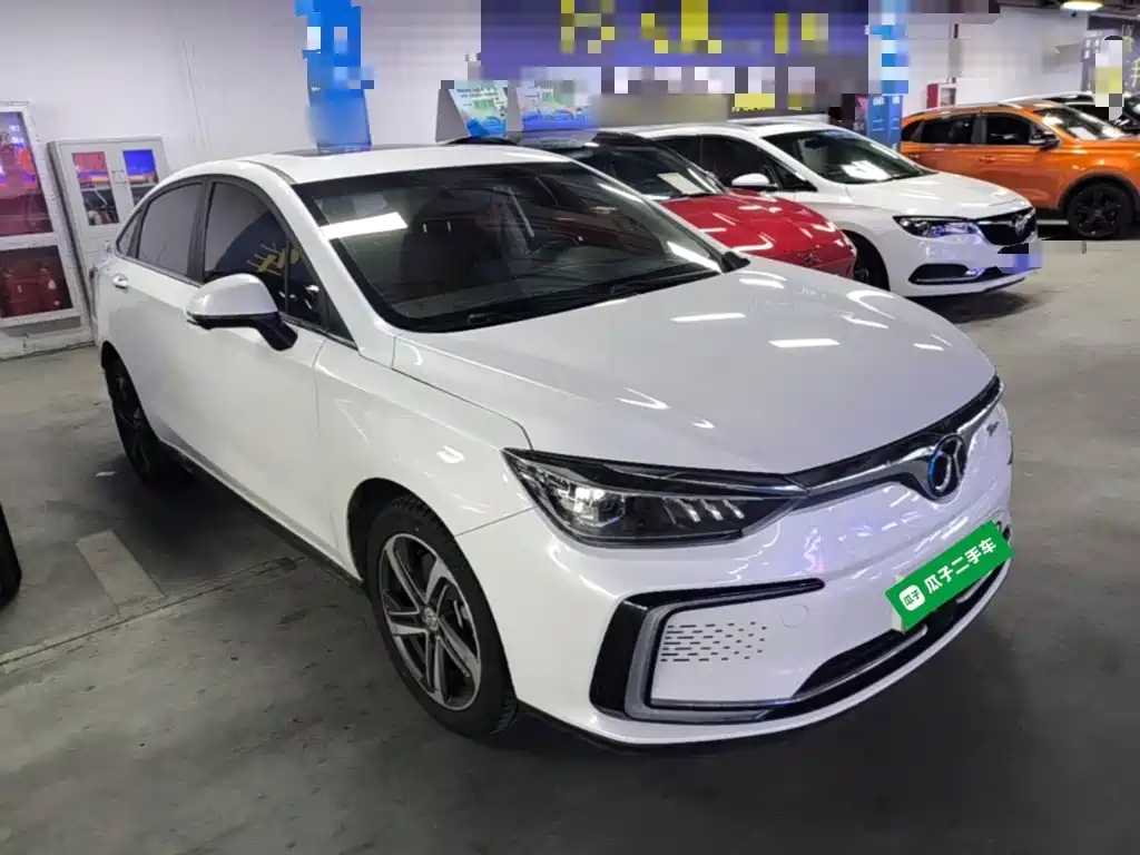 BAIC EU5 — миниатюра 4