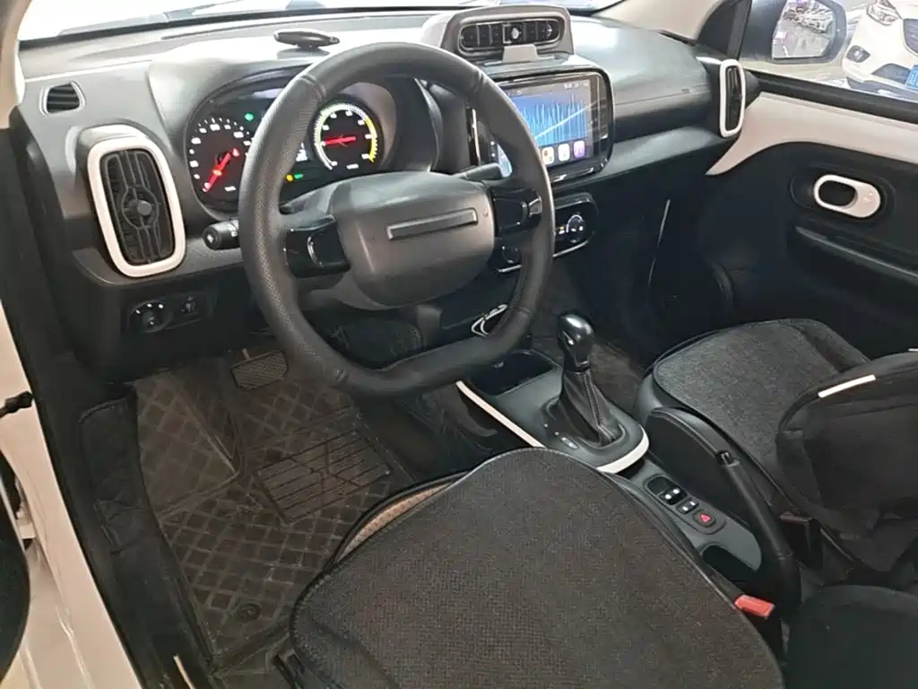 Roewe Clever — миниатюра 10